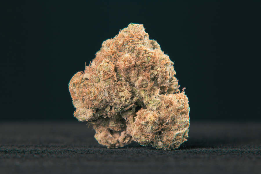 E85 Weed Strain Review