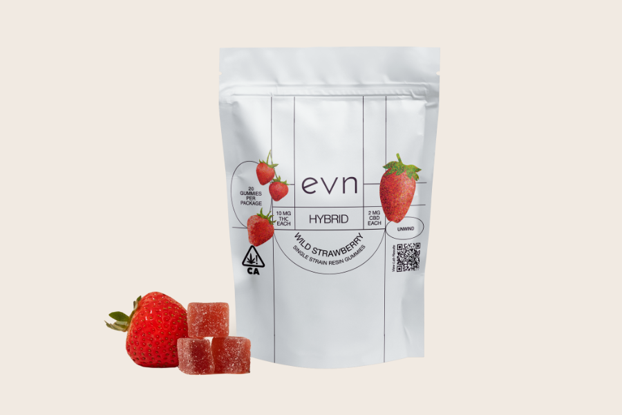 hybrid strawberry gummy cubes